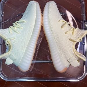 Yeezy 350v2 butter